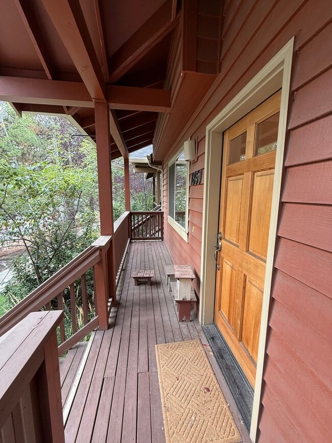 Photo - Beautiful 2 Bed/2.5 Bath Townhome on Bend'...