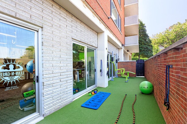 Outdoor Fitness Park