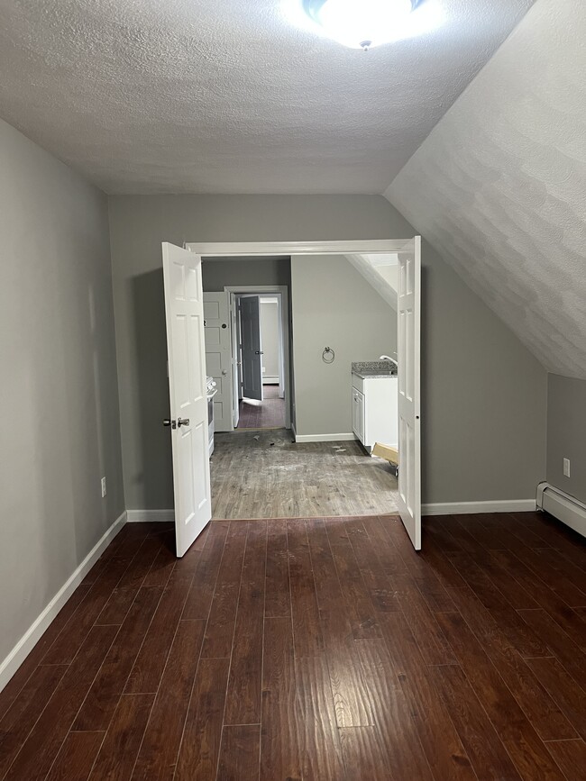 Photo - 10 Wakefield Ave