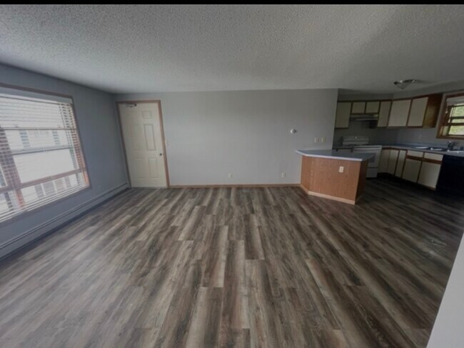 1810 1st Ave S Unidad 4plex