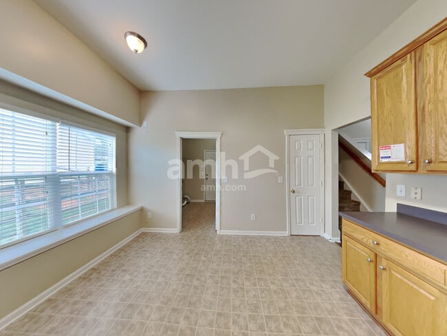 Photo - 6862 Babbling Brook Ln