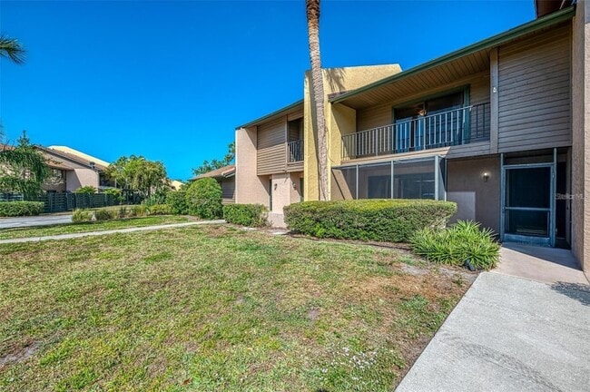 Photo - 935 Sunridge Way Unit B4