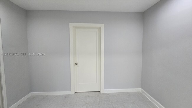 5911 SW 6th St Unit 2