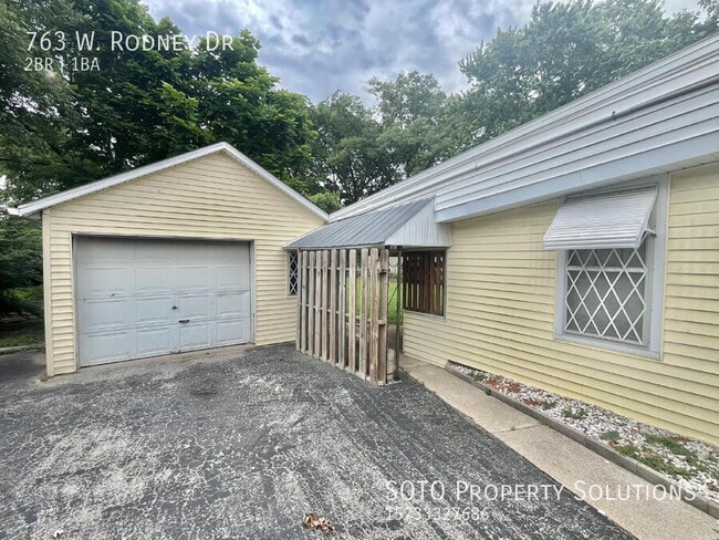 Photo - 763 W Rodney Dr