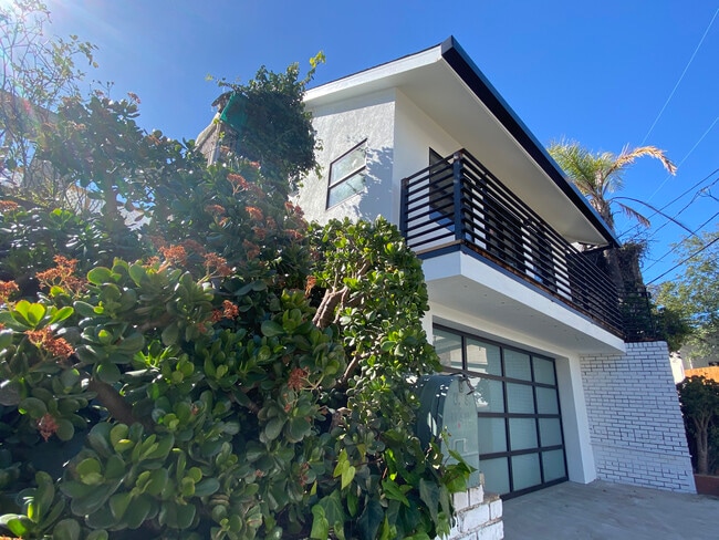 Photo - 2118 Kew Dr