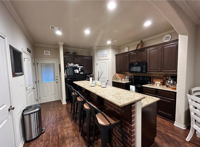 Photo - Spacious 2 Bed/2.5 Bath Condo in Prime Location!