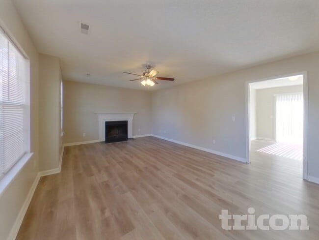 Photo - 13 Walnut Grove Way