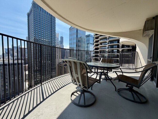 Photo - 300 N State St Unit 3634