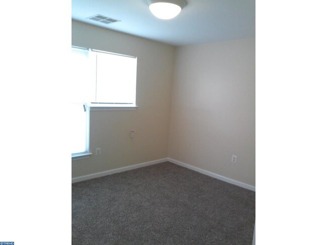 Building Photo - 1600 N 7th St Rental