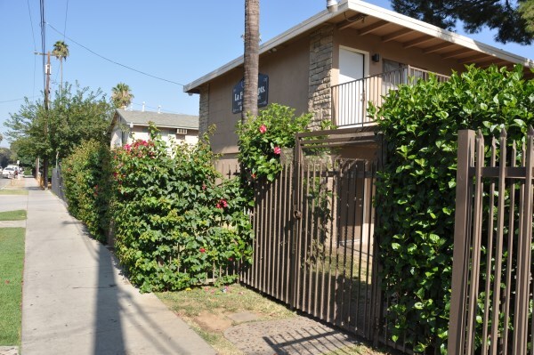 Photo - La Fuente Apts