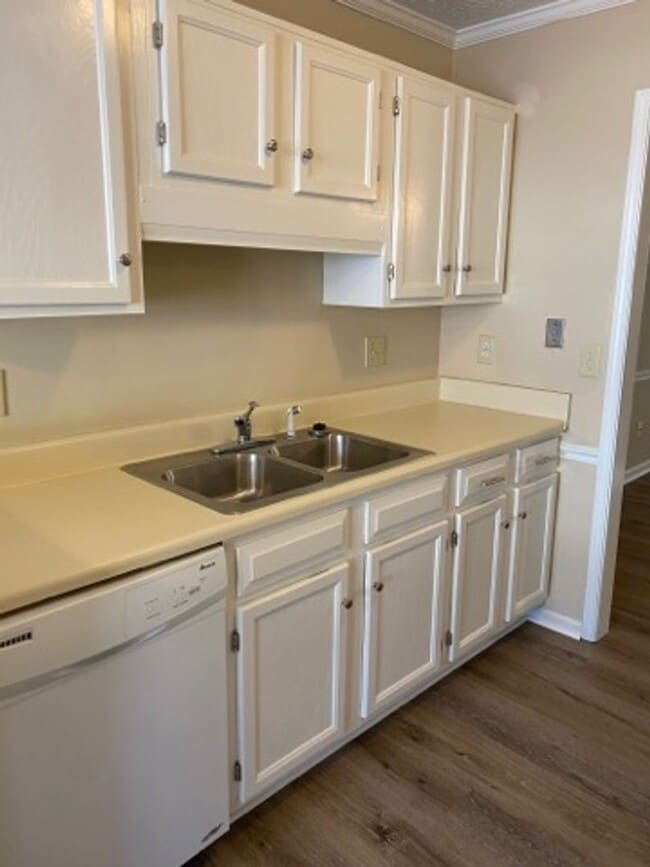 Photo - Charming Townhouse in East Cobb!