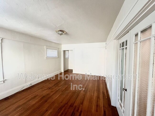 Photo - 1940 California St