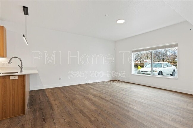 Photo - 3378 Washington Blvd Unit B02