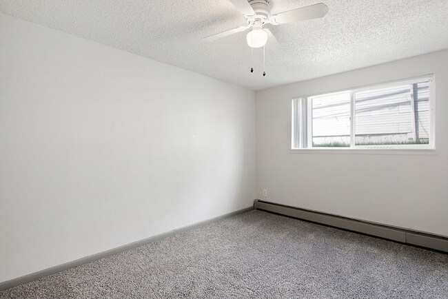 Photo - Stratford Plaza North