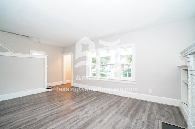 Photo - 985 Delia Ave