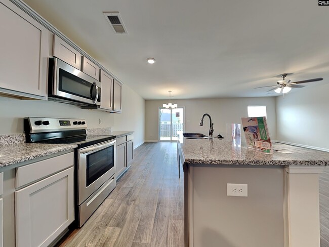 Photo - 59 Blue Fescue Way