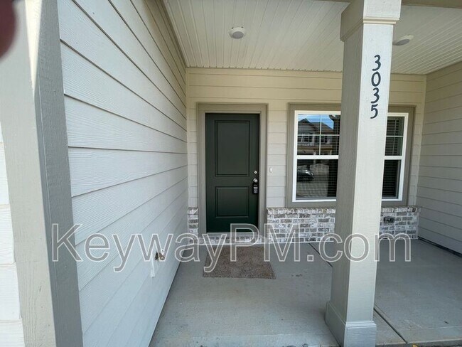 Photo - 3035 Venetian Dr