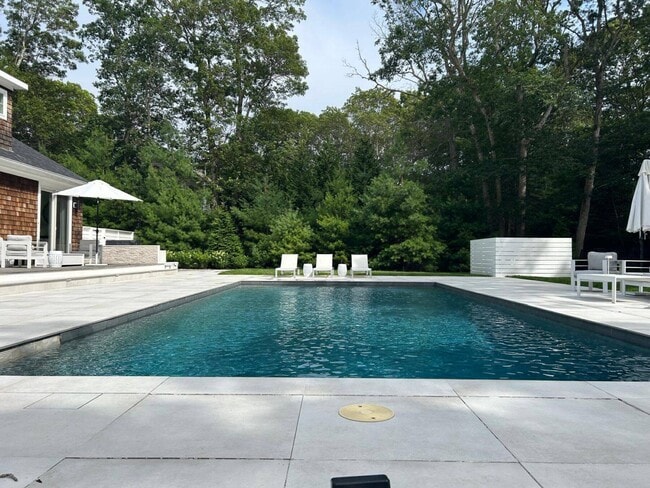 Photo - 72 Talmage Farm Ln