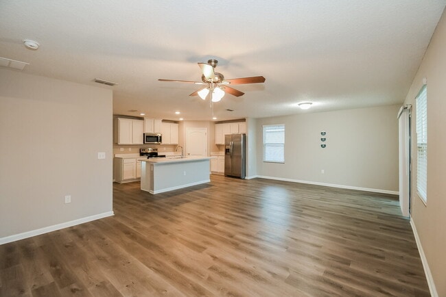 Photo - 2045 Pebble Point Dr