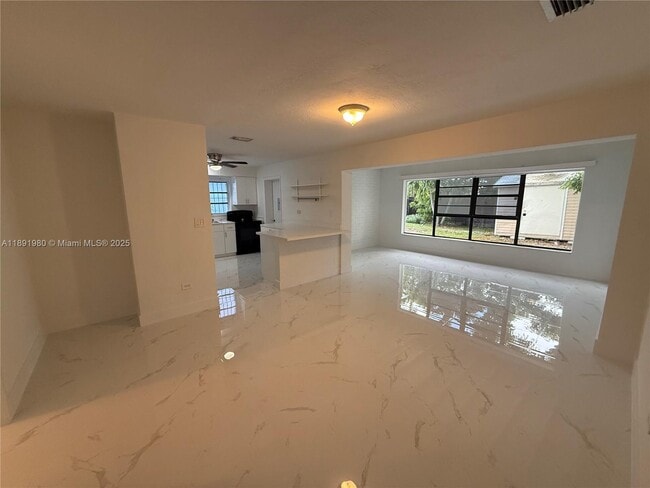 Photo - 3211 SW 107th Ave
