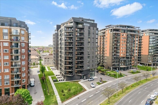 Building Photo - Serenity Towers