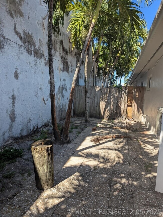 Photo - 2160 NW 29th St Unit 4