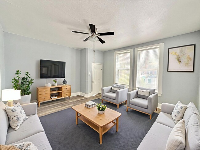 Photo - 309-311 Colorado Ave Unit 311