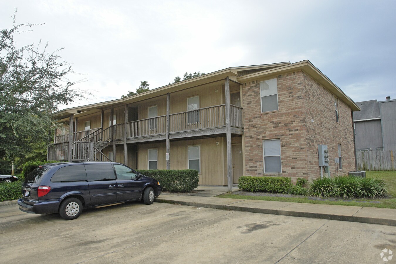 1862 Norwood Ct - Creekside Apartments