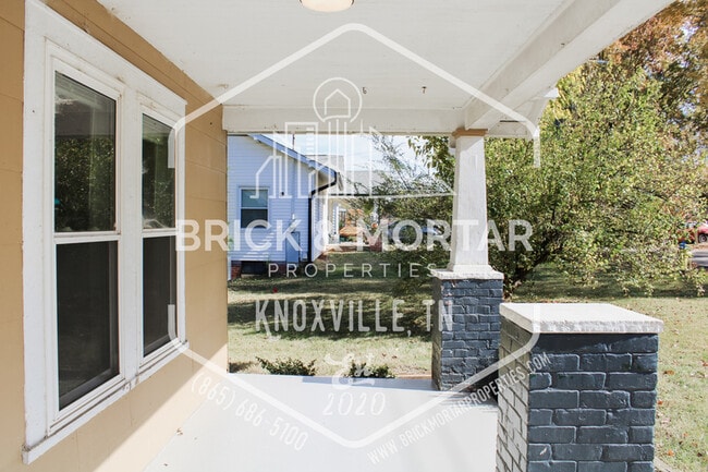 Photo - 1733 Allen Ave