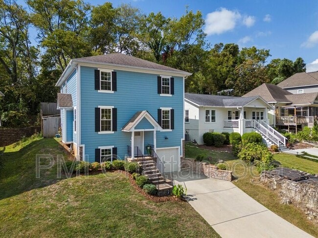 Photo - 711 Liberty St