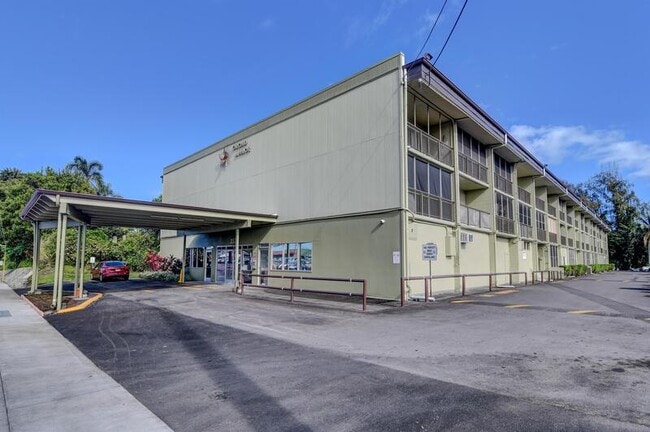 Photo - 355 Kalanianaole St