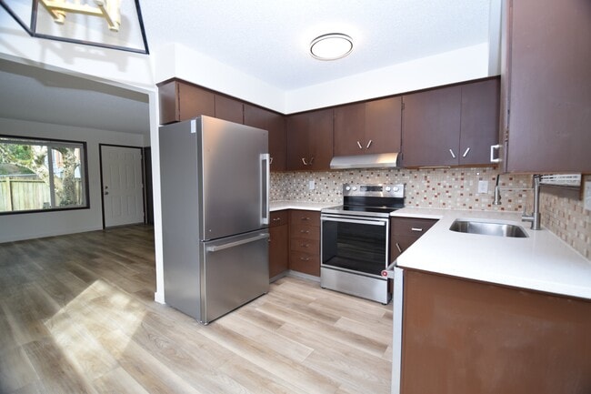 Photo - 3434 SE King Rd