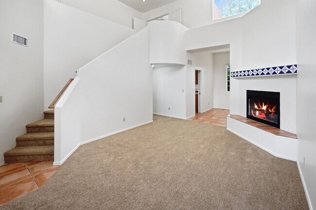 3387 N Wood Violet Ct