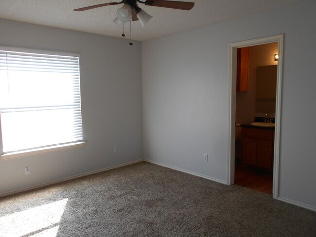 Photo - 3/2/2 near Earl Crow Park