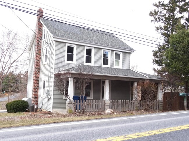 Photo - 1390 Mount Joy Rd