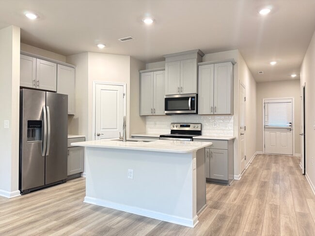 Photo - 3 Bedroom Townhome with Garage for Rent