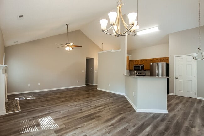 Photo - 5136 Haybridge Rd