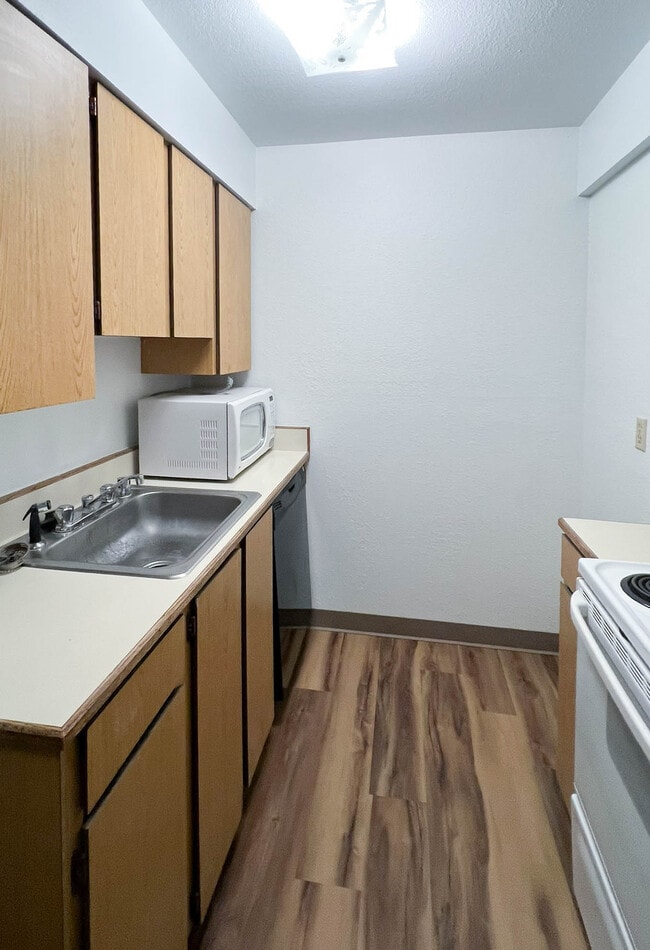 Photo - 3051 Lois Dr