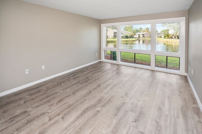 Photo - 5838 Peregrine Ave