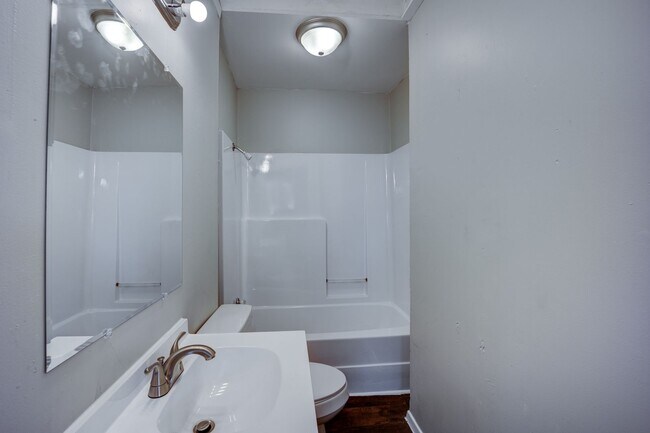 Photo - SF-036-1705 South Q Street TriPlex Unit A