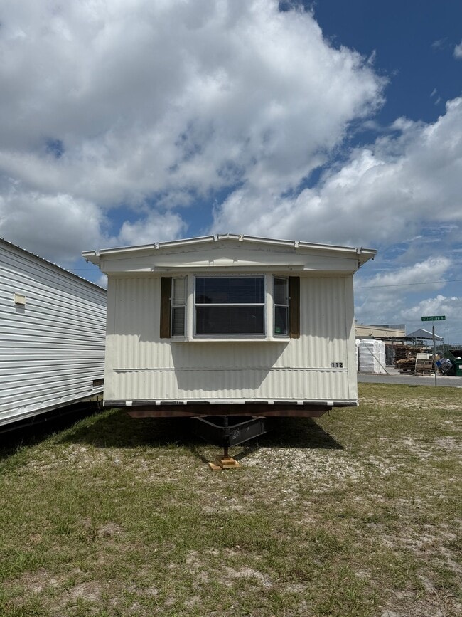 Building Photo - 920 Boardwalk Ln
