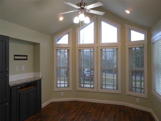 Photo - 2350 E Stone Rd