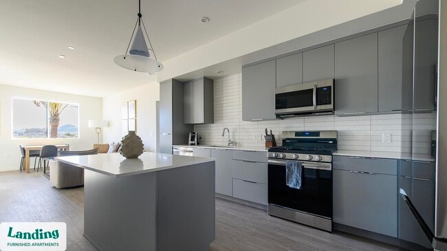 Photo - 9235 W Russell Rd Unit 209.1407247