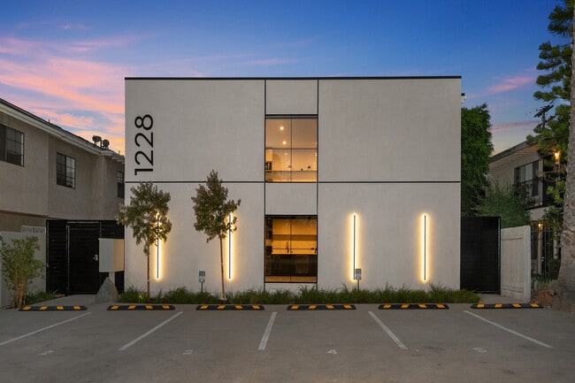 Essex Modern Living - Essex Modern Living Apartments