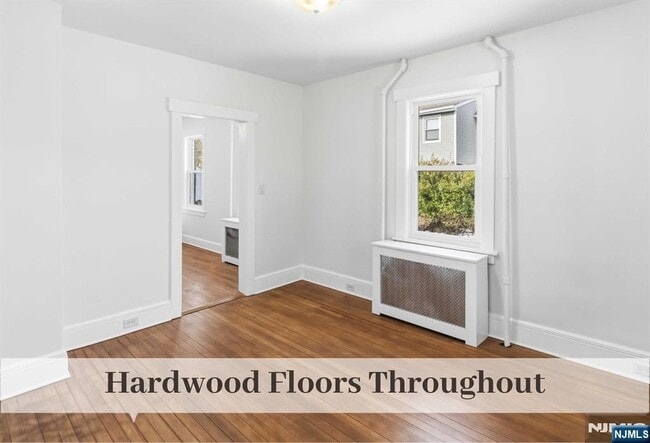 Photo - 10 Zazzetti St