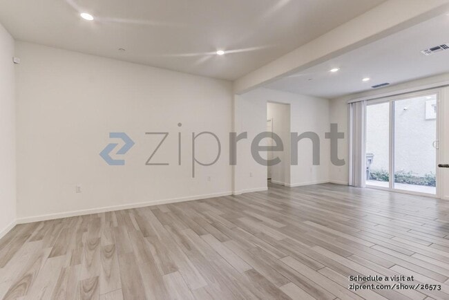 Photo - 4016 Matterhorn Pl