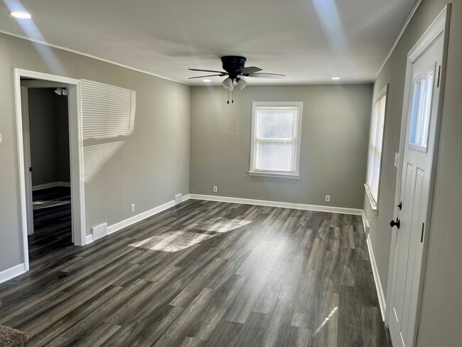 Photo - 805 S Norbury Ave