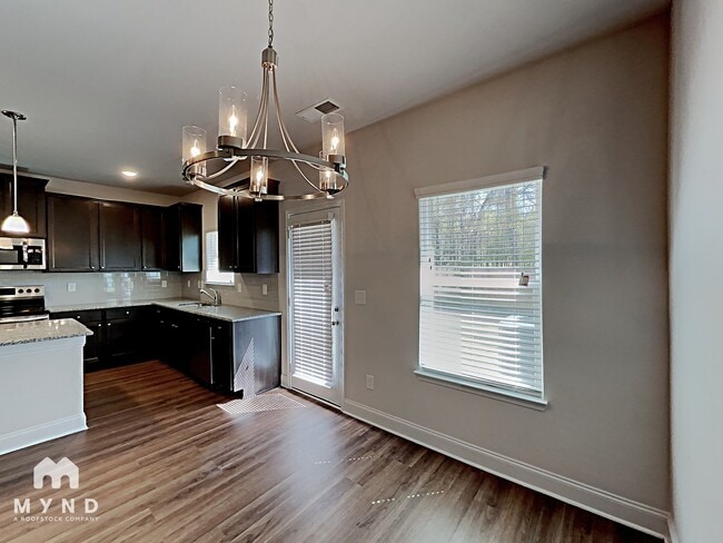 Photo - 10143 Benton Woods Dr