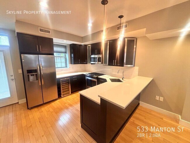 Photo - 533 Manton St