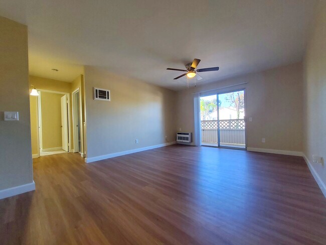 Parklane Apartments For Rent in San Diego, CA